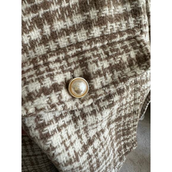Forever 21 brown/cream plaid oversized shacket w/ pearl buttons, size Small - Picture 6 of 9